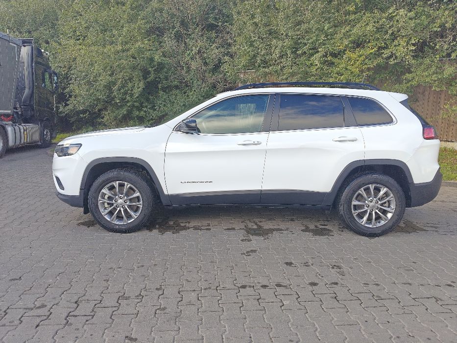 3.2 pentastar, 4x4, radar, bliss, panorama