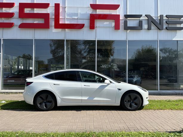 Європейська Tesla Model 3 LONG RANGE DUAL MOTOR 2020