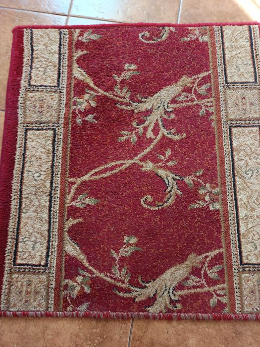 Продам ковровую дорожку б.у в хорошем состоянии