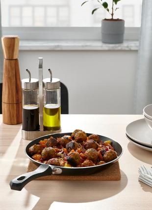 Нова Сковорідка 24 см Ikea