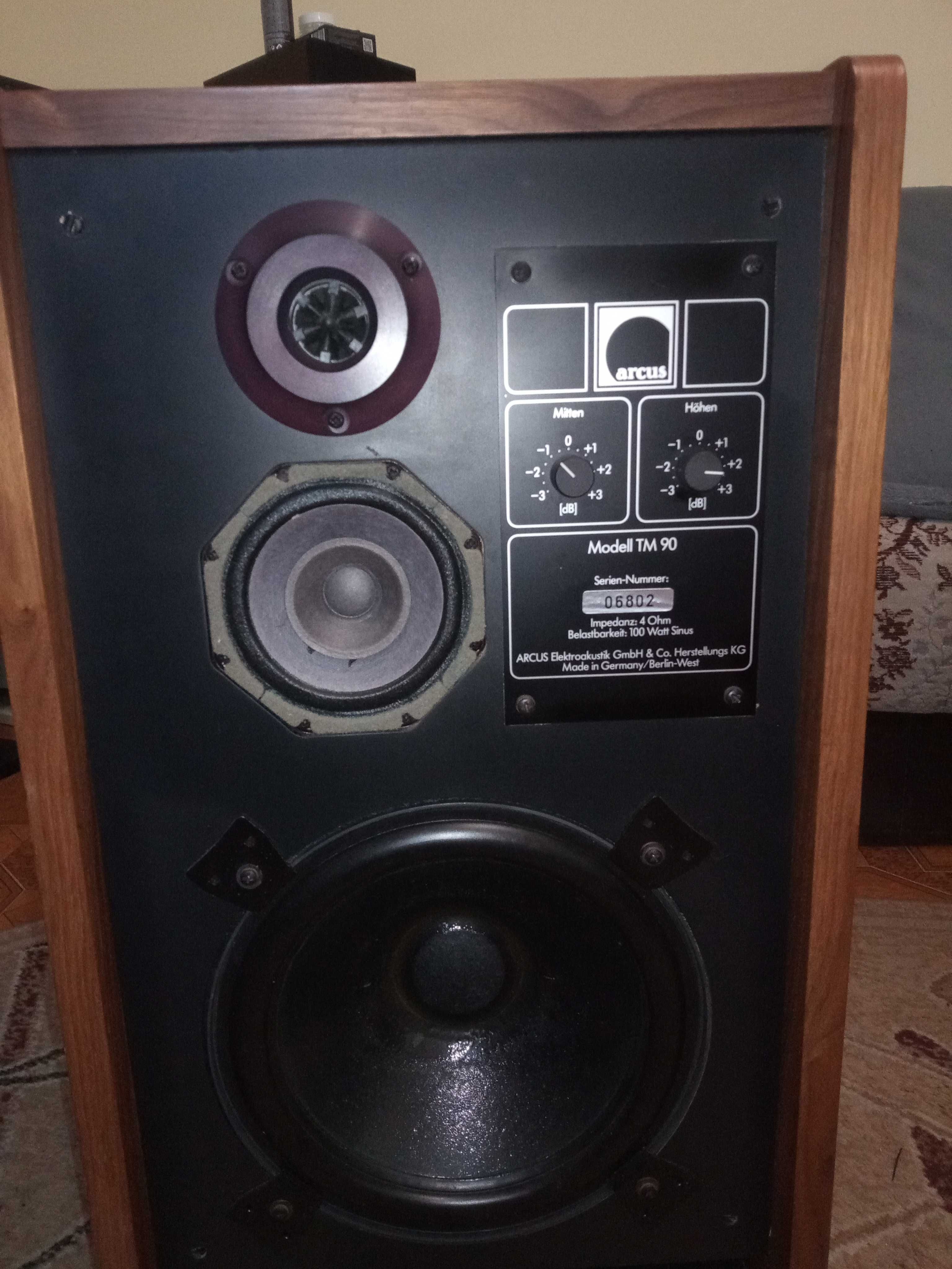 Kolumny Arcus TM 90