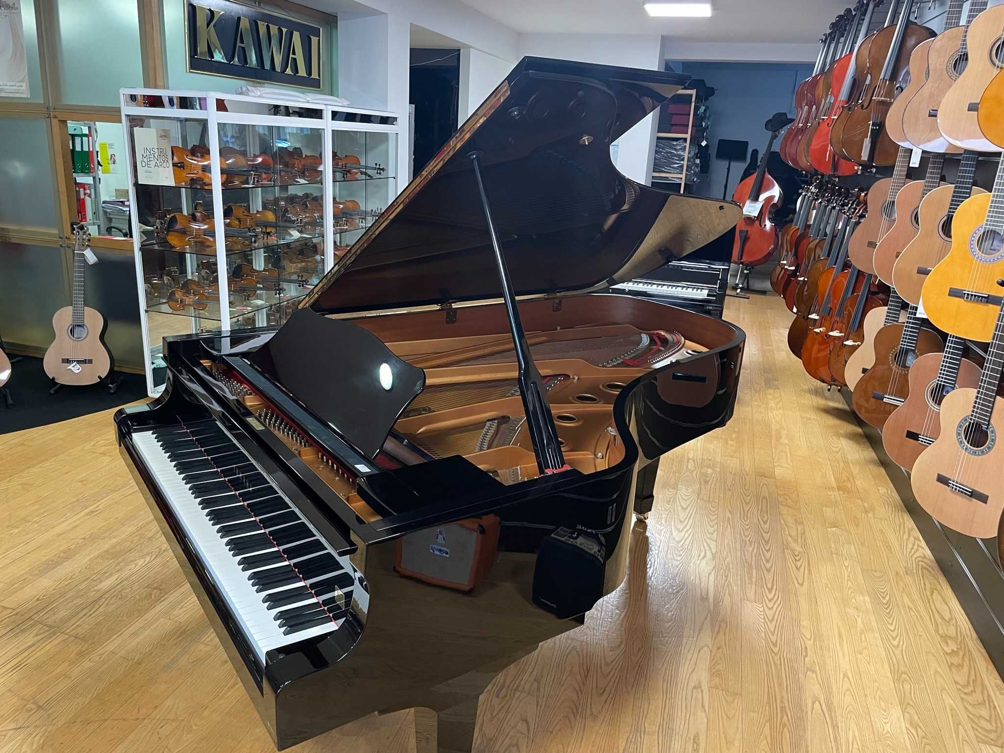 Piano de Cauda Yamaha C7