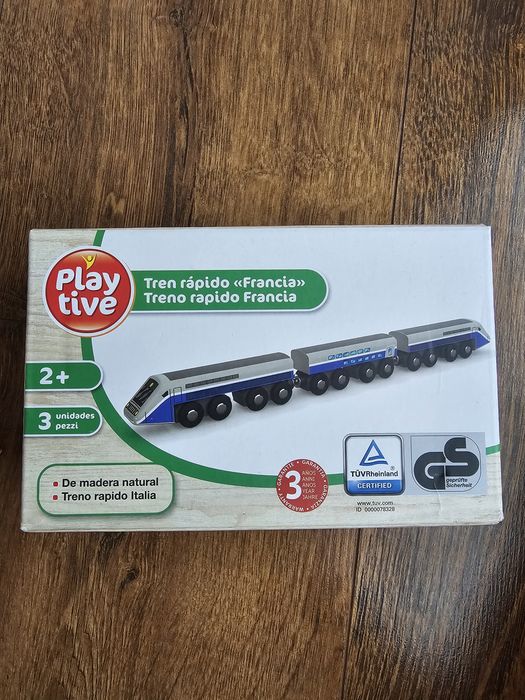 Поїзда від play tive