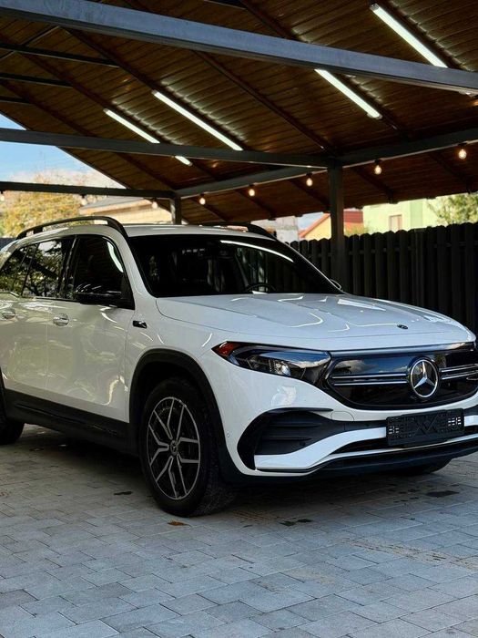 Mercedes-Benz EQB 250+ 2022рік 76тис. км, з США, без ДТП