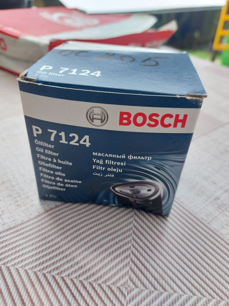 Масляний фільтр р 7124
