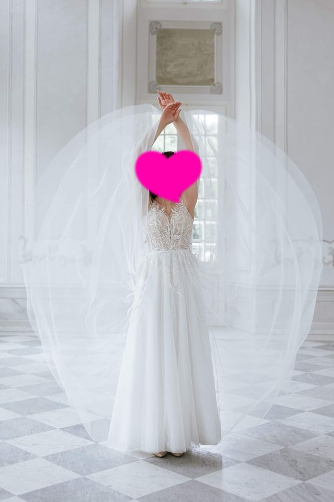 Suknia ślubna kolekcja 2024 Chassmi, 170 cm, S/M, 3m welon gratis