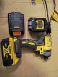 DeWalt 18v dcf887