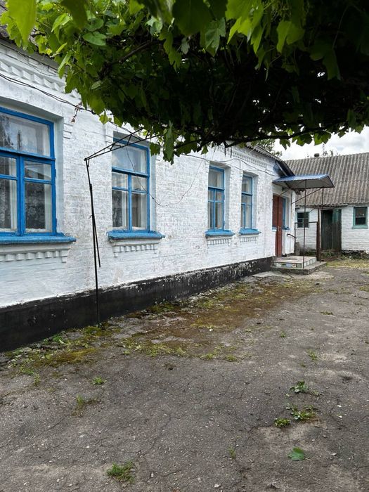 Будинок Рокитне центр