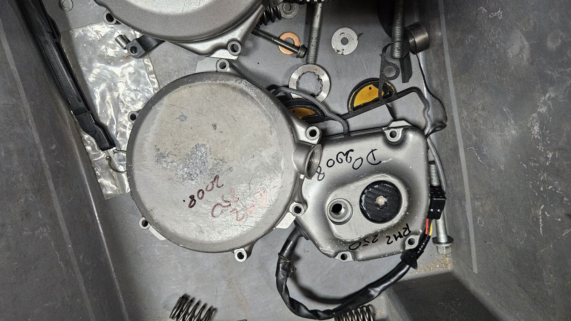 Części suzuki rmz 250  450