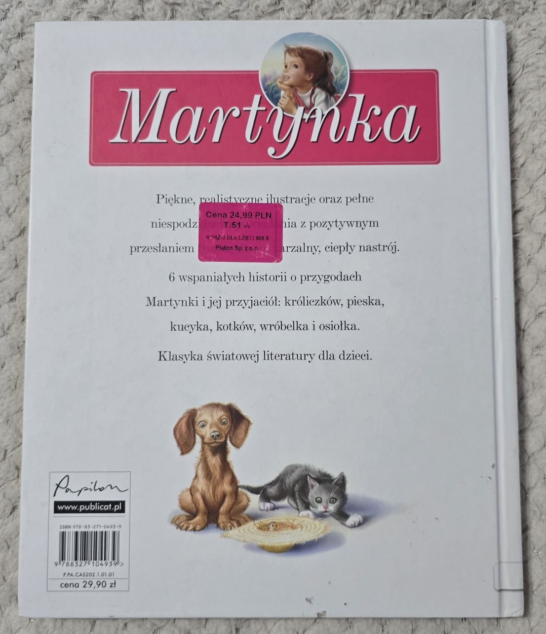 Książka Martynka kocha zwierzaki.  
Okładka twarda.