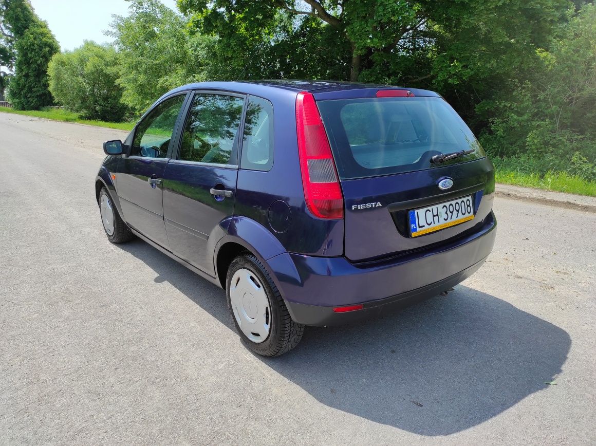 Ford Fiesta 1.3 Benz 2002r. 5 drzwi Stan dobry Przegląd na rok