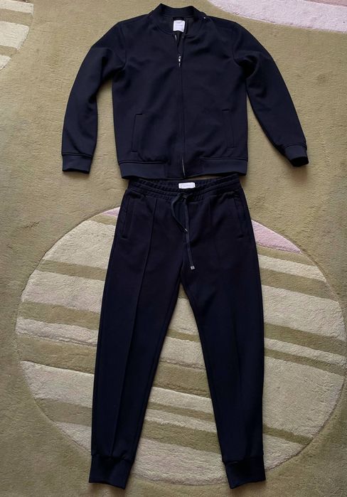 Костюм RESERVED  черный трикотажный