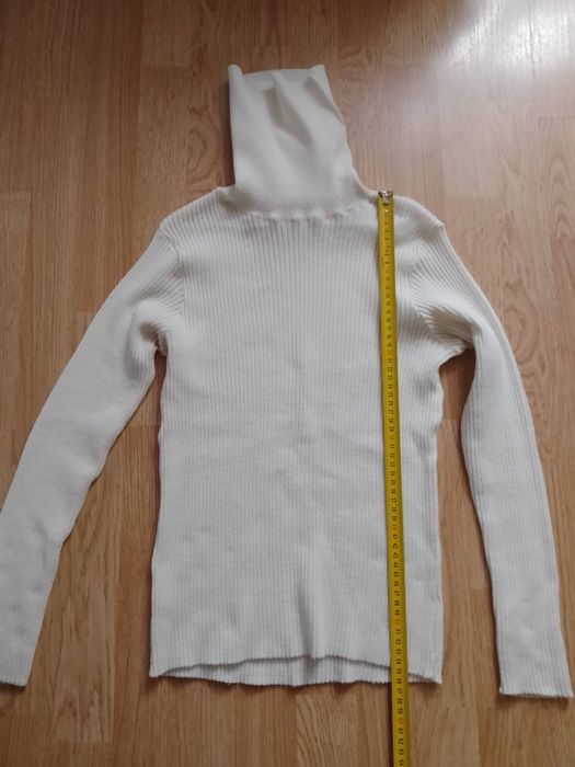 Biały golf rozm.M