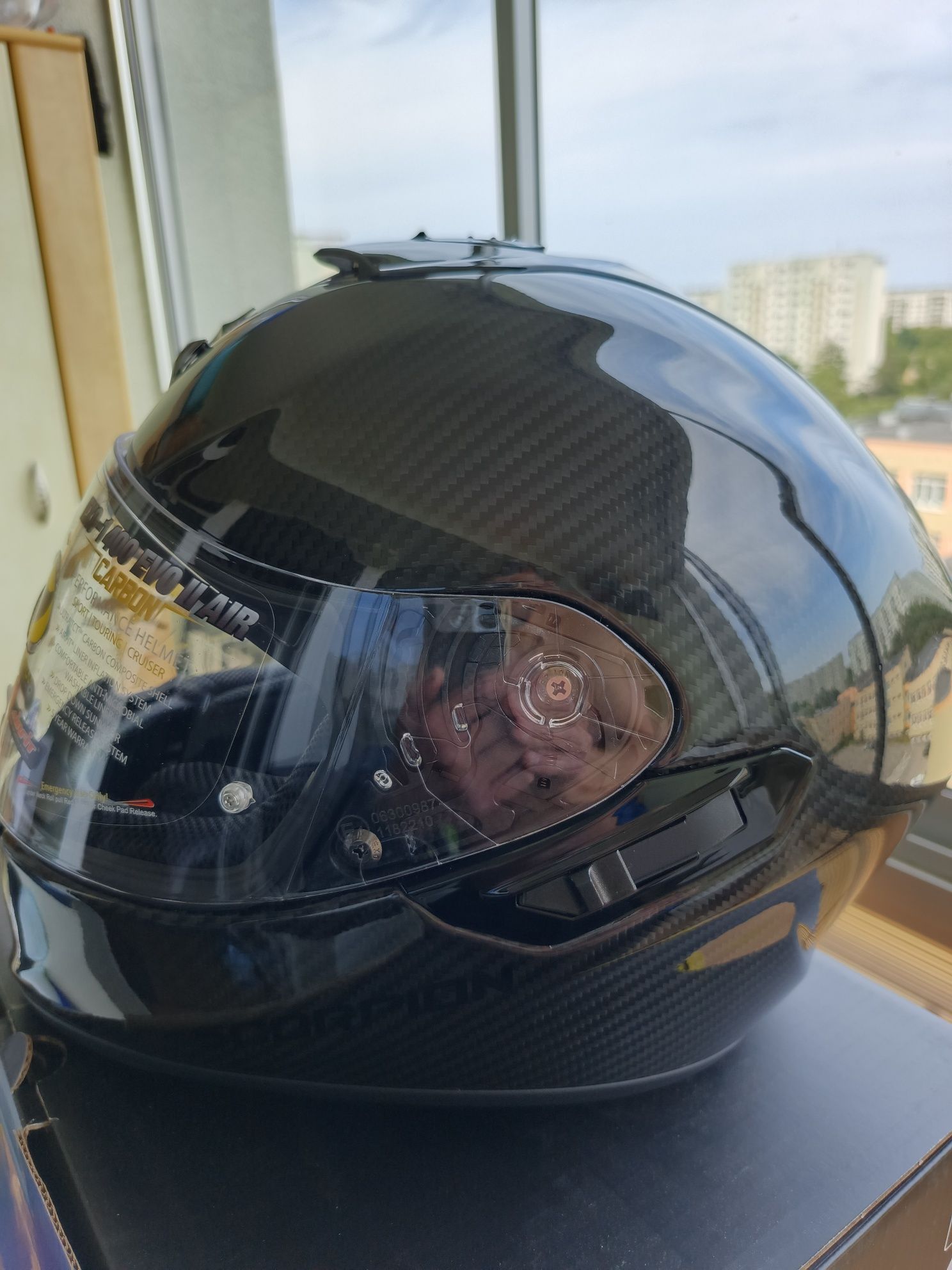 Kask motocyklowy Scorpion Exo -1400 evo II carbon on air Black Solid.