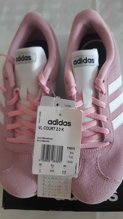 Sapatilhas novas adidas