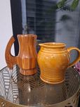 2 dzbanki drewniany i ceramiczny ddr