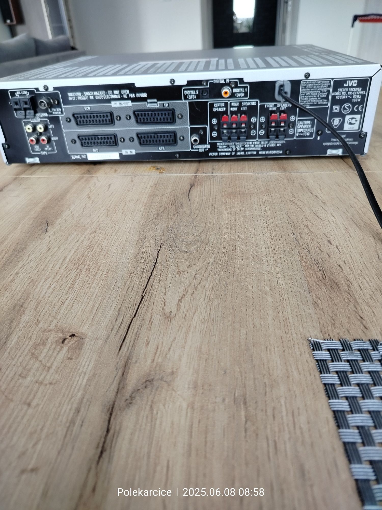 JVC amplituner kina domowego