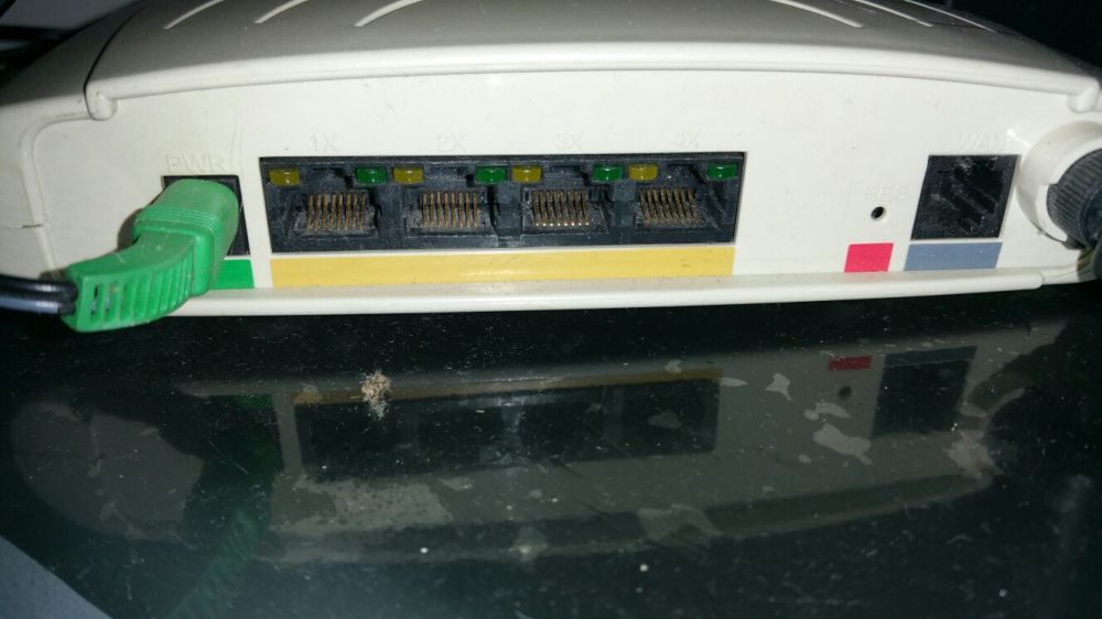 Perfectly functional modem router64551033078529121