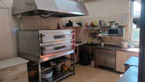 Odstąpię lokal gastronomiczny - Pizzeria w Starym Sączu