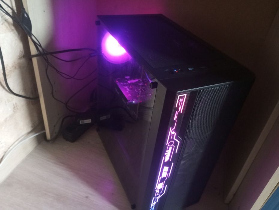 Комп'ютер ігровий та для роботи в хорошому стані
