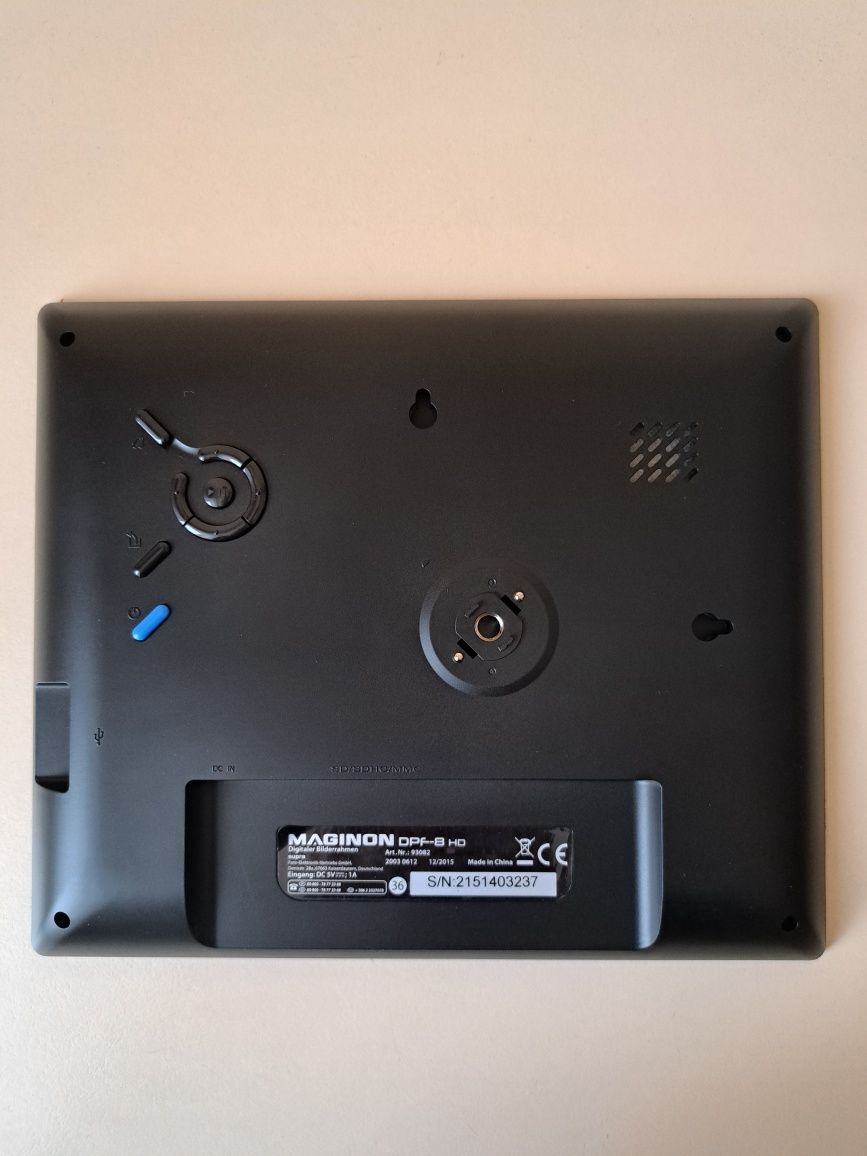 Цифрова фоторамка MAGINON DPF-8 HD.