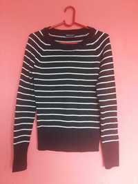 Sweter czarny w paski