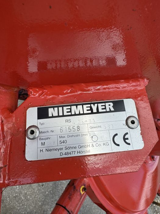 Zgrabiarka Karuzelowa NIEMEYER RD 425-DA