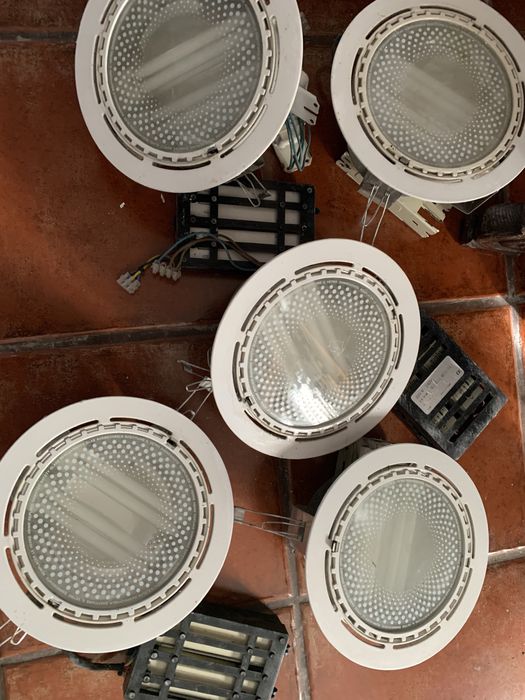 Vendo conjunto de 12 projetores(funcionam)