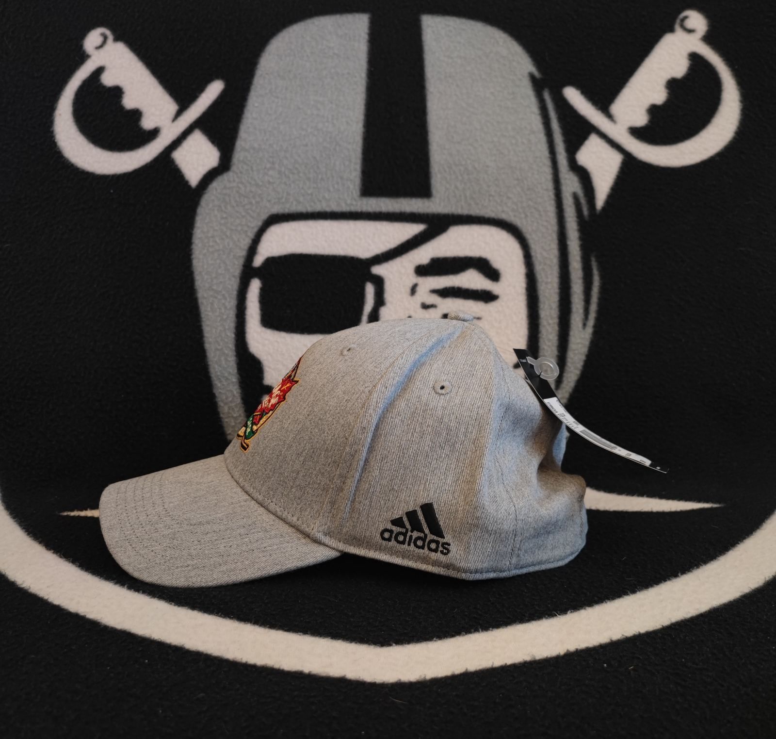 Оригінал. Кепка бейсболка Adidas NHL Адидас