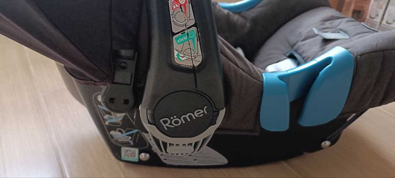 Продається дитяче автокрісло Britax Römer (б/у), група 0–13 кг