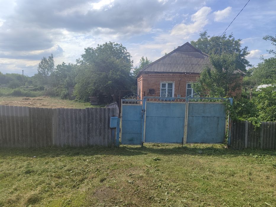 Продам будинок в смт Кегичівка в районі ЖД вокзалу