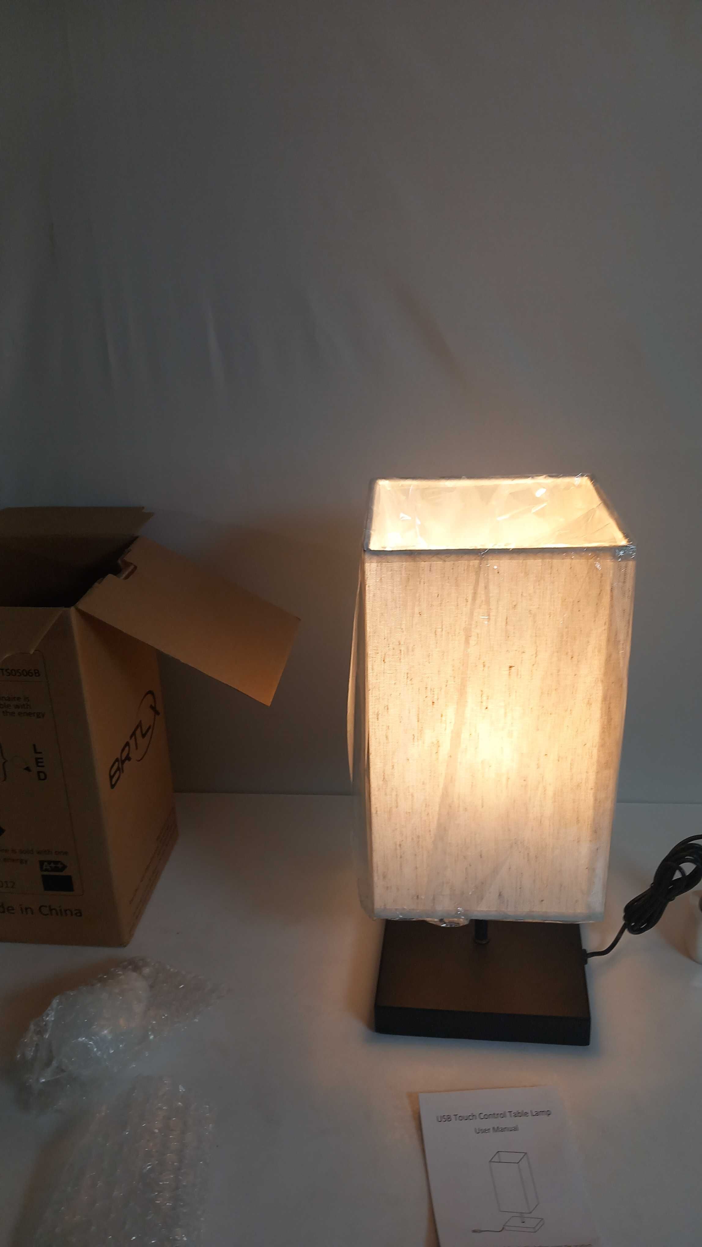 BRTLX Lampka nocna USB  BRTLX  z włącznikem dotykowym i ściemniaczem