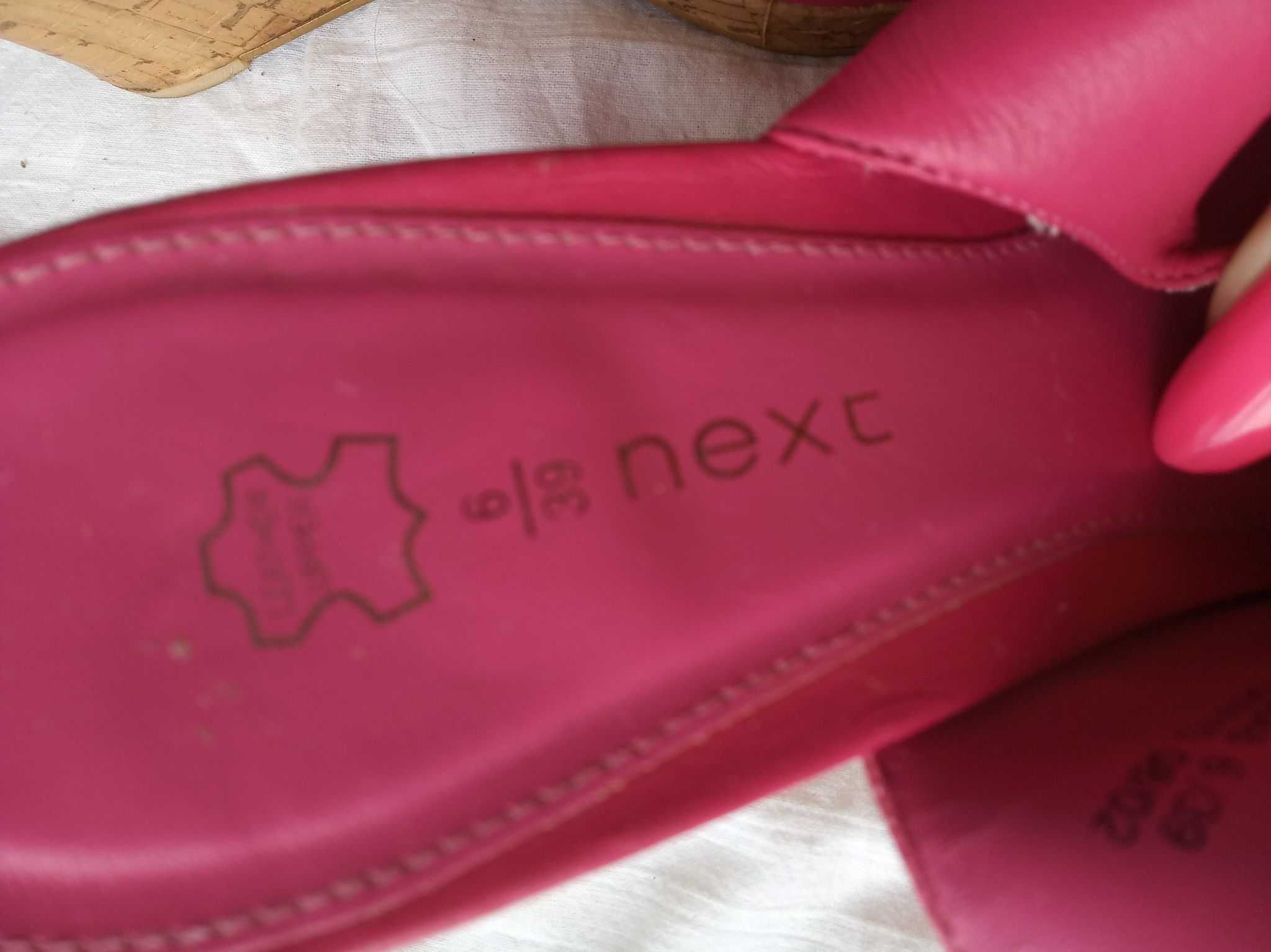 Sandały damskie różowe na koturnie, wygodne - 39 - "Next".
