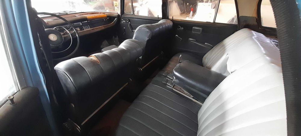 Mercedes 200d clássico rabo de peixe 1966