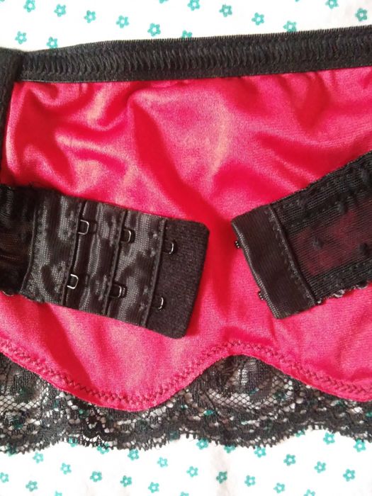 Pas do pończoch czarny, koronka 44/46 Bhs