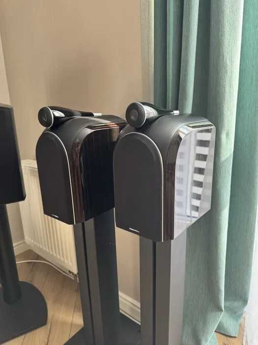 Продаются легендарные акустические системы Bowers & Wilkins PM1