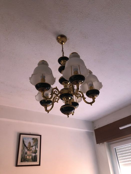 lustre em perfeito estado