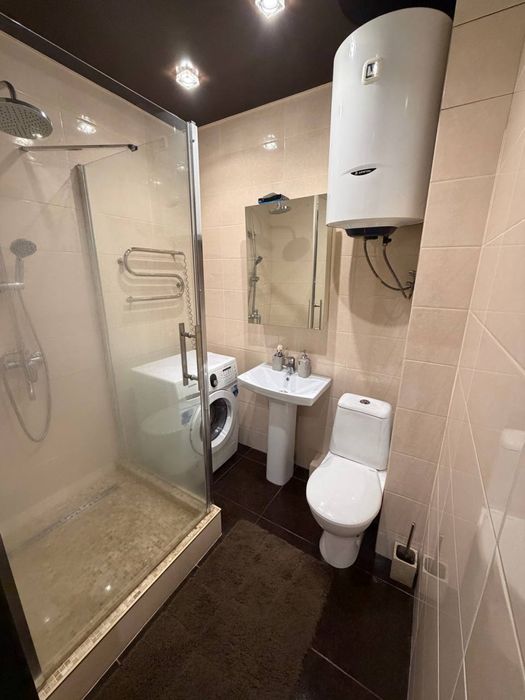 Продам 1к на ж/м Тополь 3