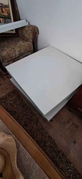 Mesa de sala de estar