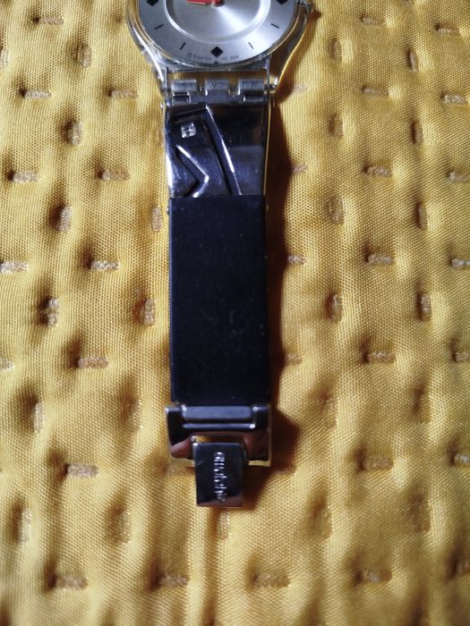 Relógio Swatch muito elegante