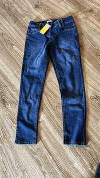 Spofnie jeans wysoki stan dziewczynka 134 cm u2 nowe