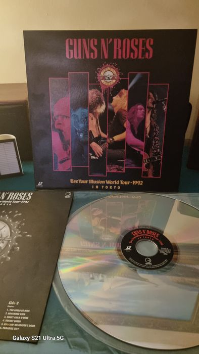 Laser disc GUNS N ROSES