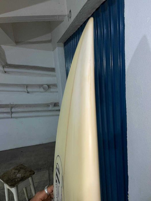 Prancha Epoxy c/ stringer 5'7 MSD