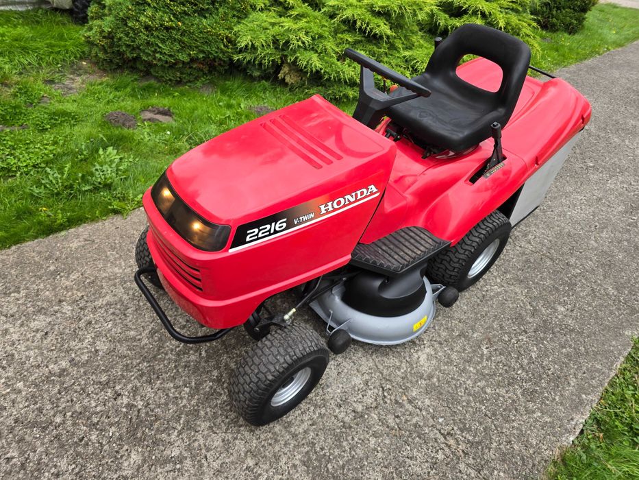 Traktorek kosiarka HONDA 2216 17KM v-ka pompa oleju MANUAL Super Stan
