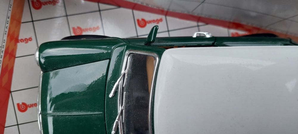 Model 1:18 Mini Cooper Bburago