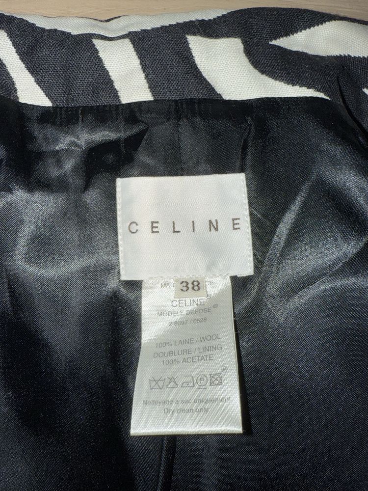 Casaco  de luxo. Marca Celine.Como novo. Tamanho 38