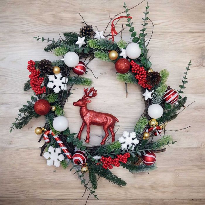 Duży wianek świąteczny