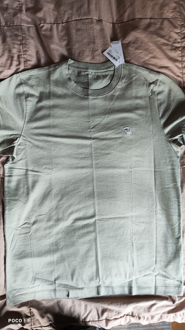 Abercrombie & Fitch oliwkowy t-shirt rozm XL T długi