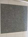 Alcatifa em ladrilhos 50x50 cinza antracite Ideal para hoteis e escrit