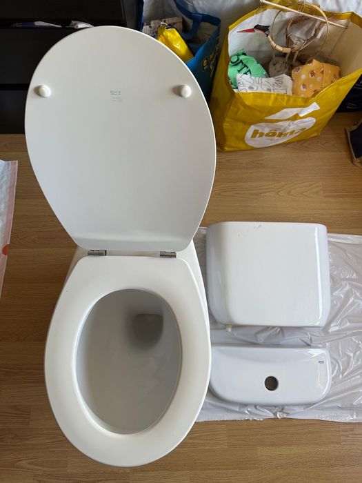 Vende se Sanita + lavatorio